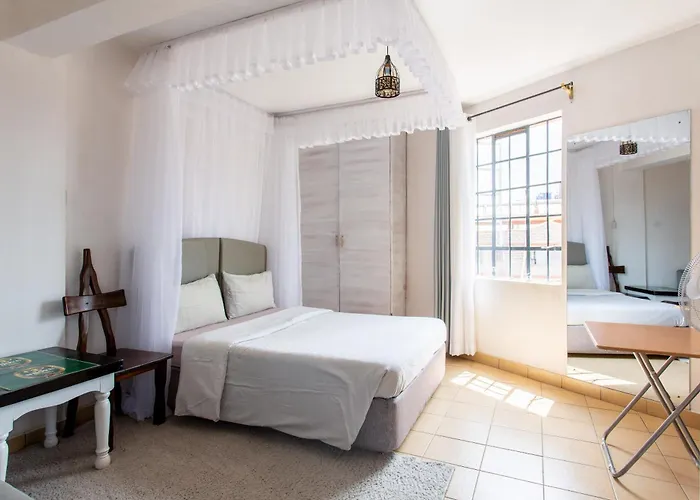 Sunny Spacious Studio
